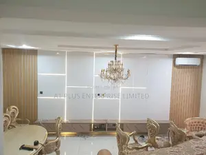 3D Tv Wall Cladding With Light Side Mirror