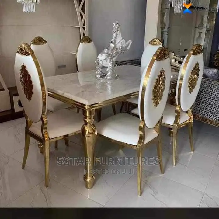 Quality Gold Dining Set