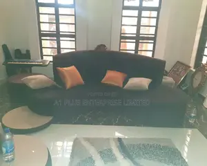 4-3 Curvy Sofa in Fabric Finish + Center Table Side Stool