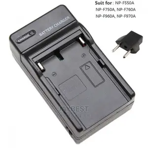 Battery Charger Np-F550 for Sony Np-Fm50 Np-F570 Np-F750 Np-