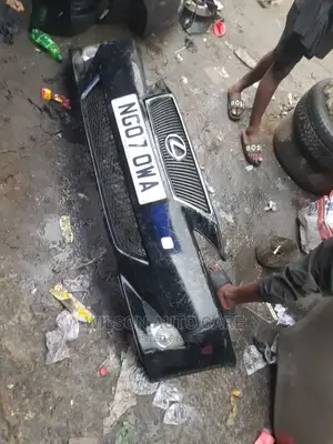 Complete Bumper Is 250 2010