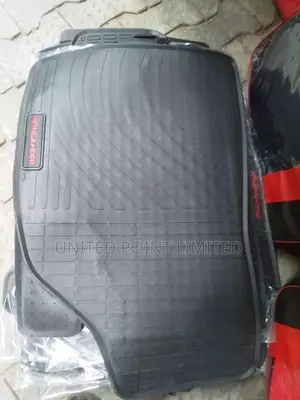 Customised Floor Mat For Toyota Highlander
