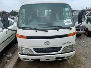 Toyota Dyna 2005 White
