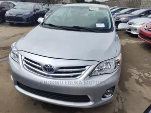 Toyota Corolla 2012 Silver