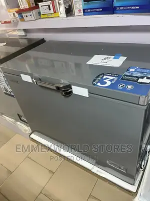 Scanfrost Chest Freezer 300L