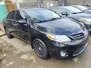 Toyota Corolla 2012 Black