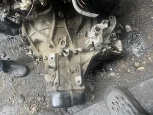 Manuel Gear Box 626 Booth