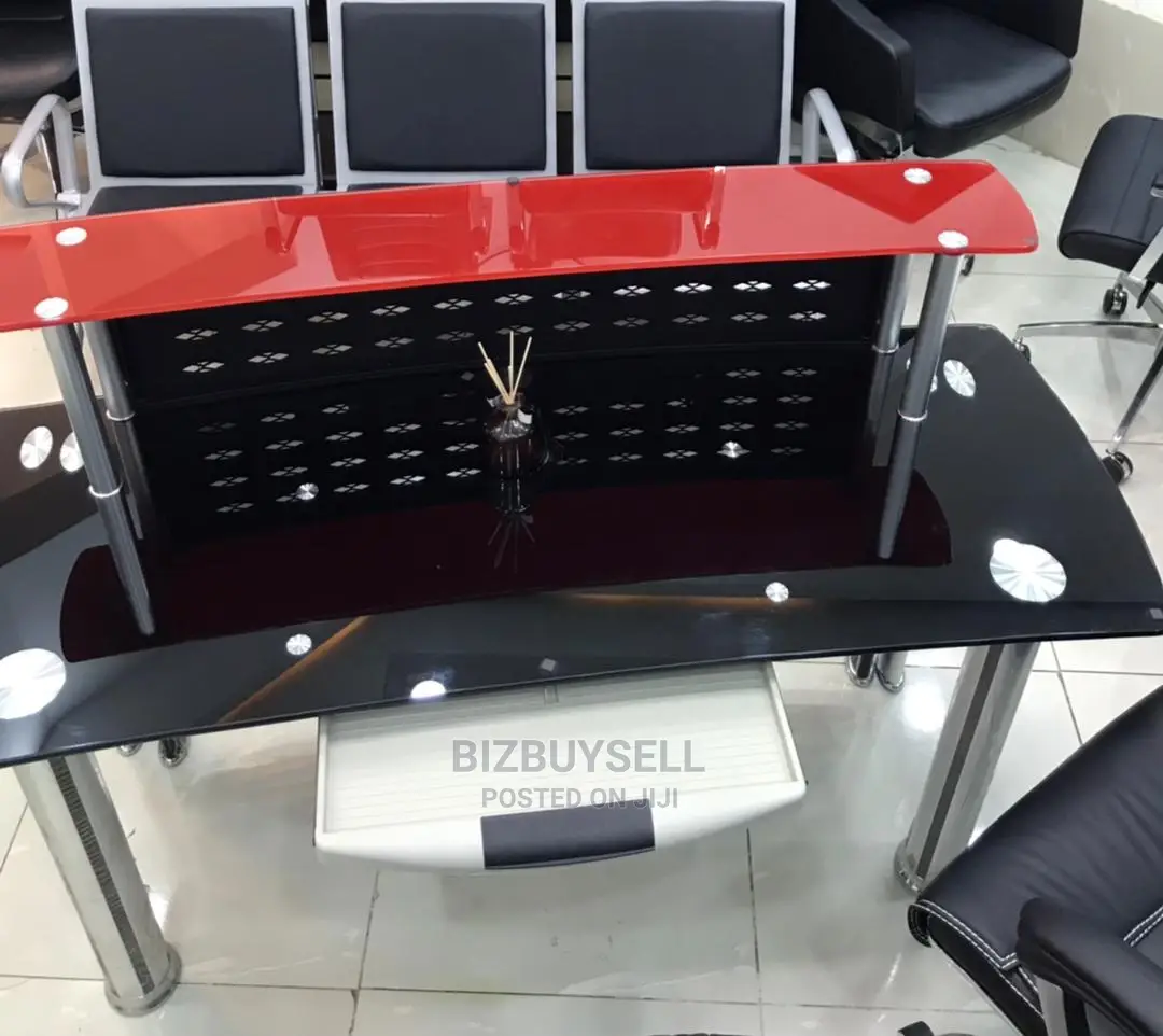 Reception Desk/Table