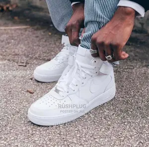 Top Quality Nike Air Force 1”Mid Triple White “ Sneakers
