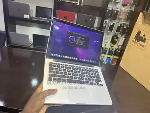 Laptop Apple MacBook Pro 2015 16GB Intel Core I5 SSD 512GB