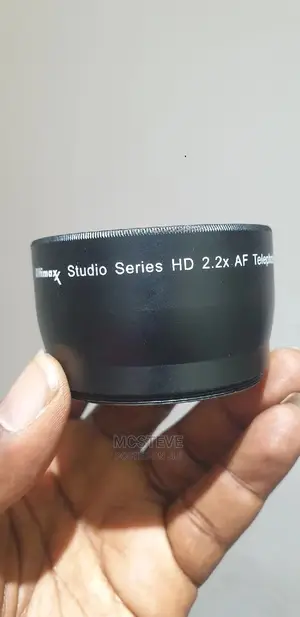 Ultimax Studio Series HD 2.2X AF Telephoto 58MM Lens