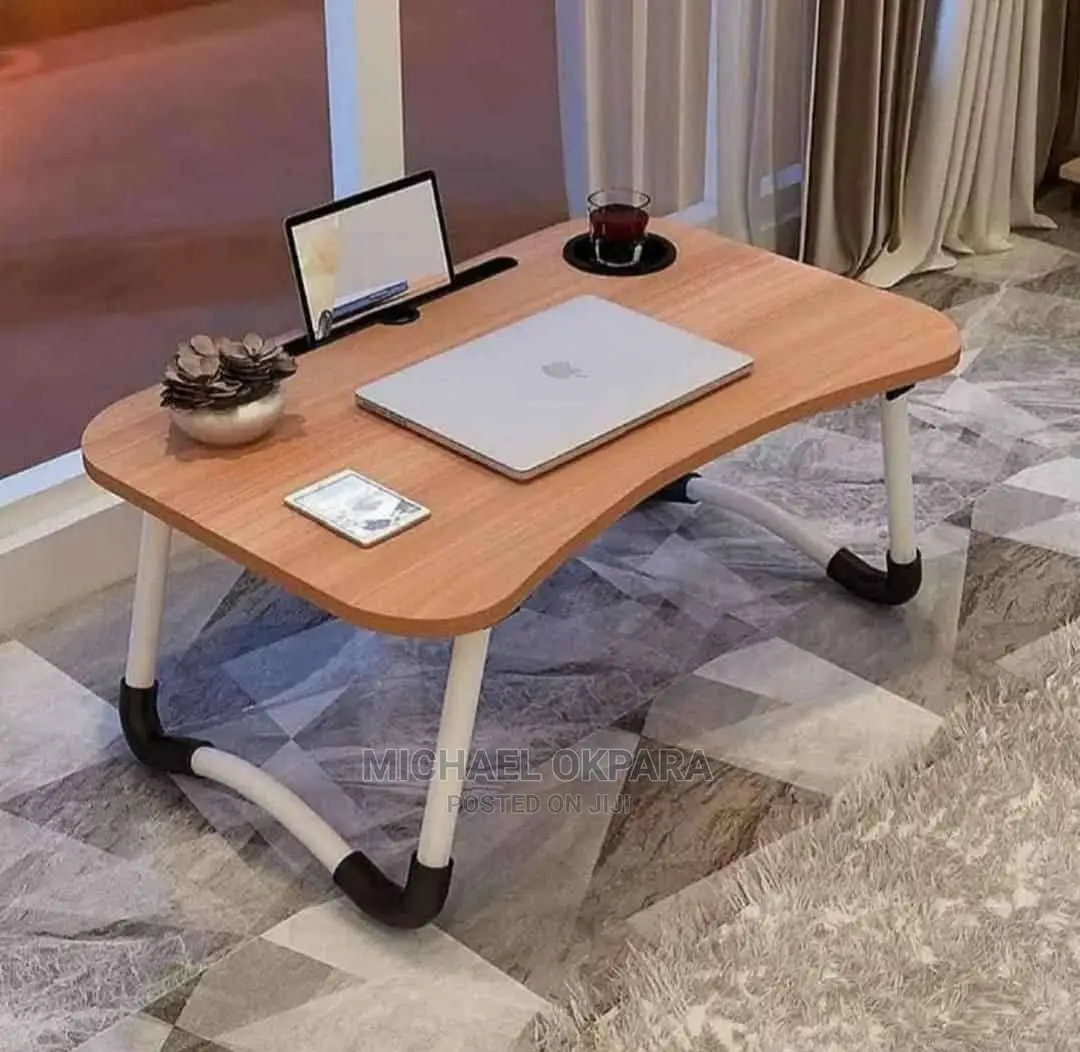 Foldable Computer/Accessories Table