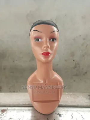 Plastic Female Mannequins Heads for Wigs)Hats Etc