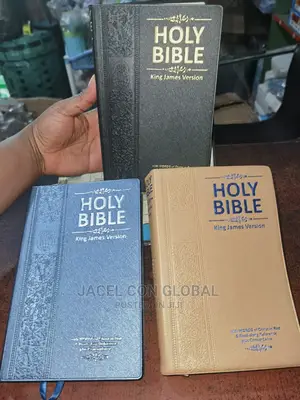 HOLY BIBLE With Words of Christ in Red (KJV Version)
