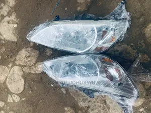 Headlights Honda Civic 2005