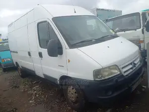 Peugeot Boxer 2005 White