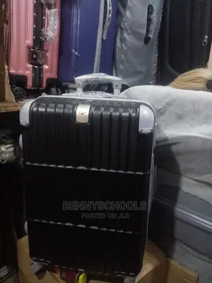 Small Goodpartner Rubber Plastic Traveling Luggage Box