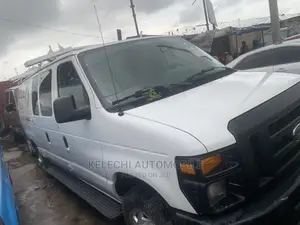 Ford Tourneo 2010 White