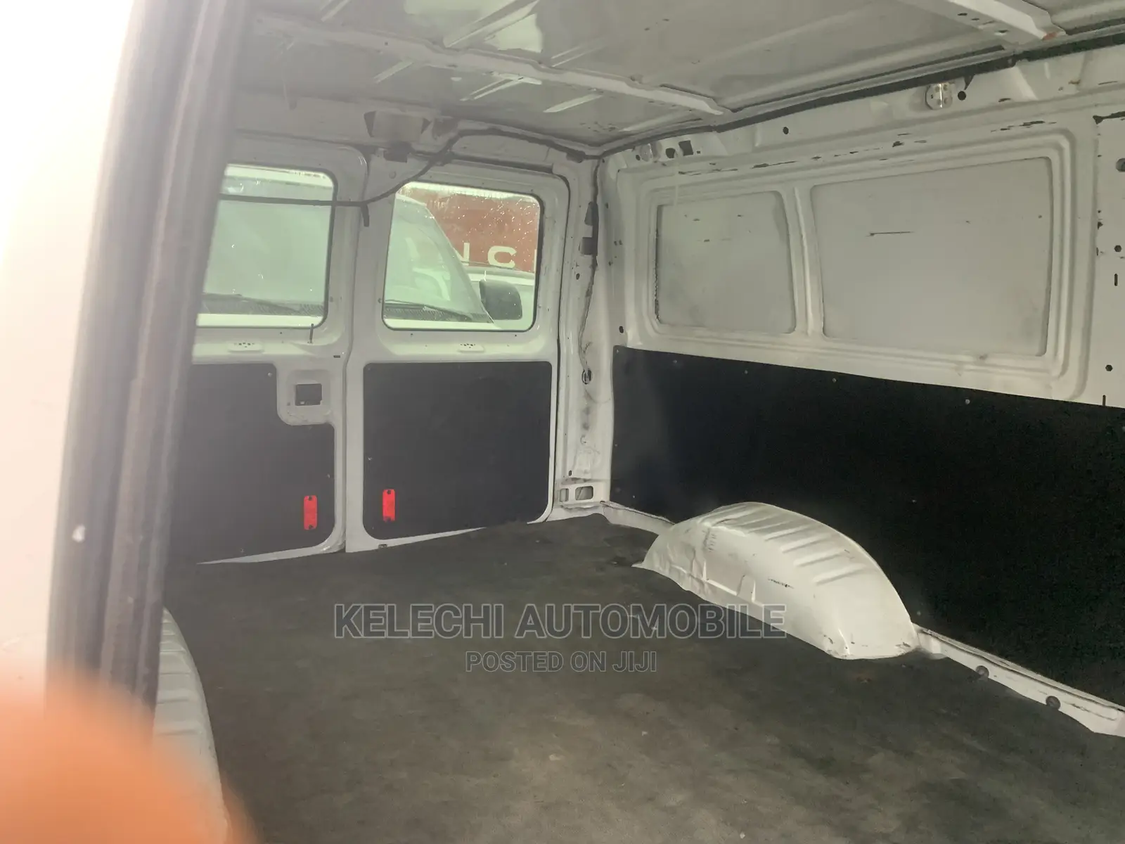 Ford Tourneo 2010 White