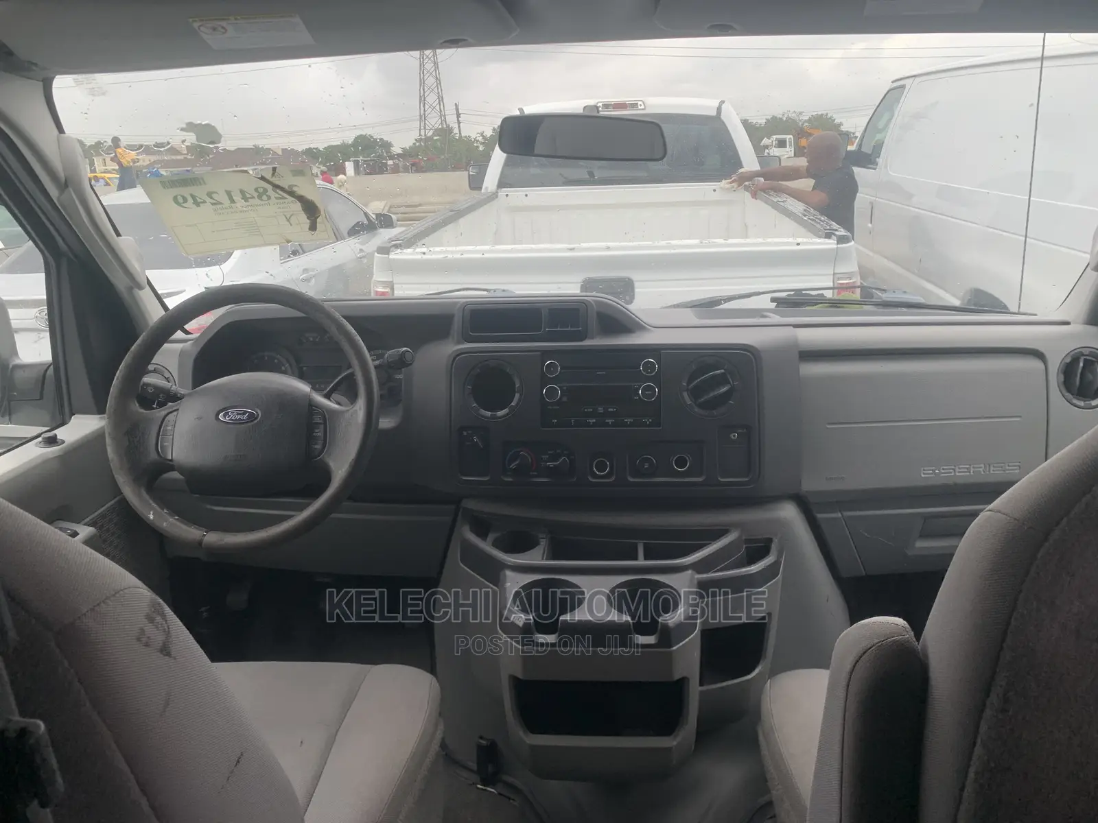 Ford Tourneo 2010 White
