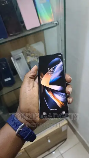 Samsung Galaxy Z Fold4 256 GB Black