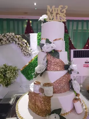 4 Steps Wedding Cake