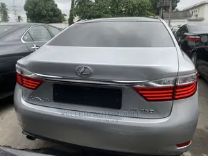 Lexus ES 2013 Silver