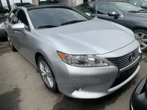 Lexus ES 2013 Silver