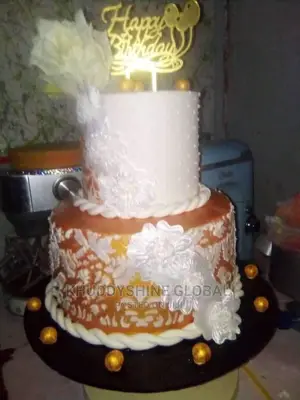 Happy Birthday Celebration Cakes/ Wedding Cakes