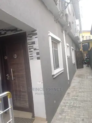 Furnished 1bdrm Block of Flats in Surulere for rent