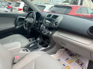 Toyota RAV4 2.5 Sport 2011 Red