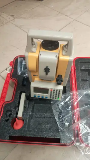 DTM 692 R Electronic Total Station Survey Equipment