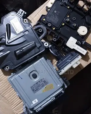 Complete Mercedes Brain Box and Keys