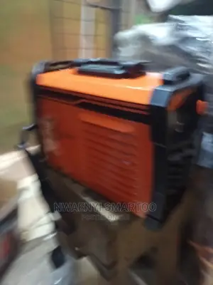 Inverter Be and Decker Welding Machine 300amps