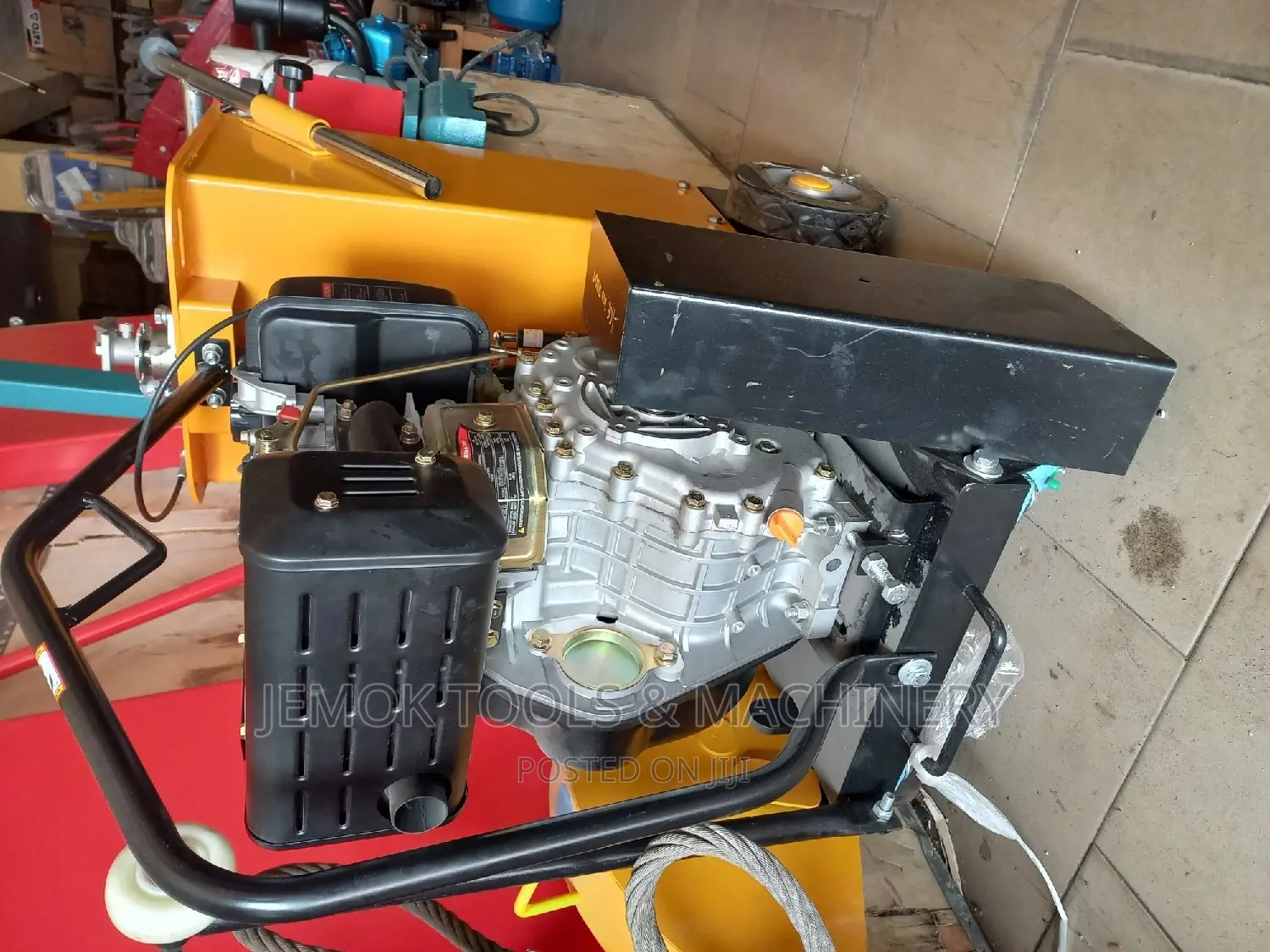 Asphalt Cutting Machine