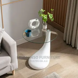 Glass End Table With High Gloss Base