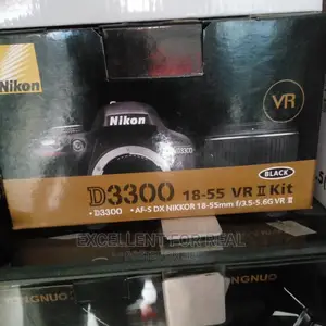 NIKON D3300 With 18-55mm