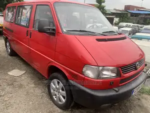 Volkswagen Transporter 2005 Red