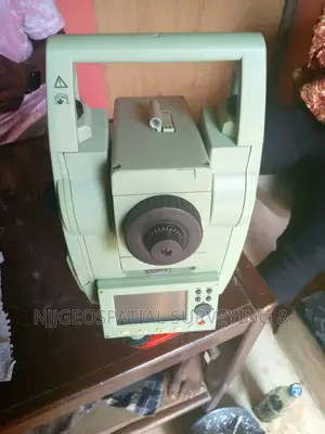 Leica Tc403 Total Station