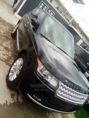 Land Rover Range Rover Vogue 2014 Black