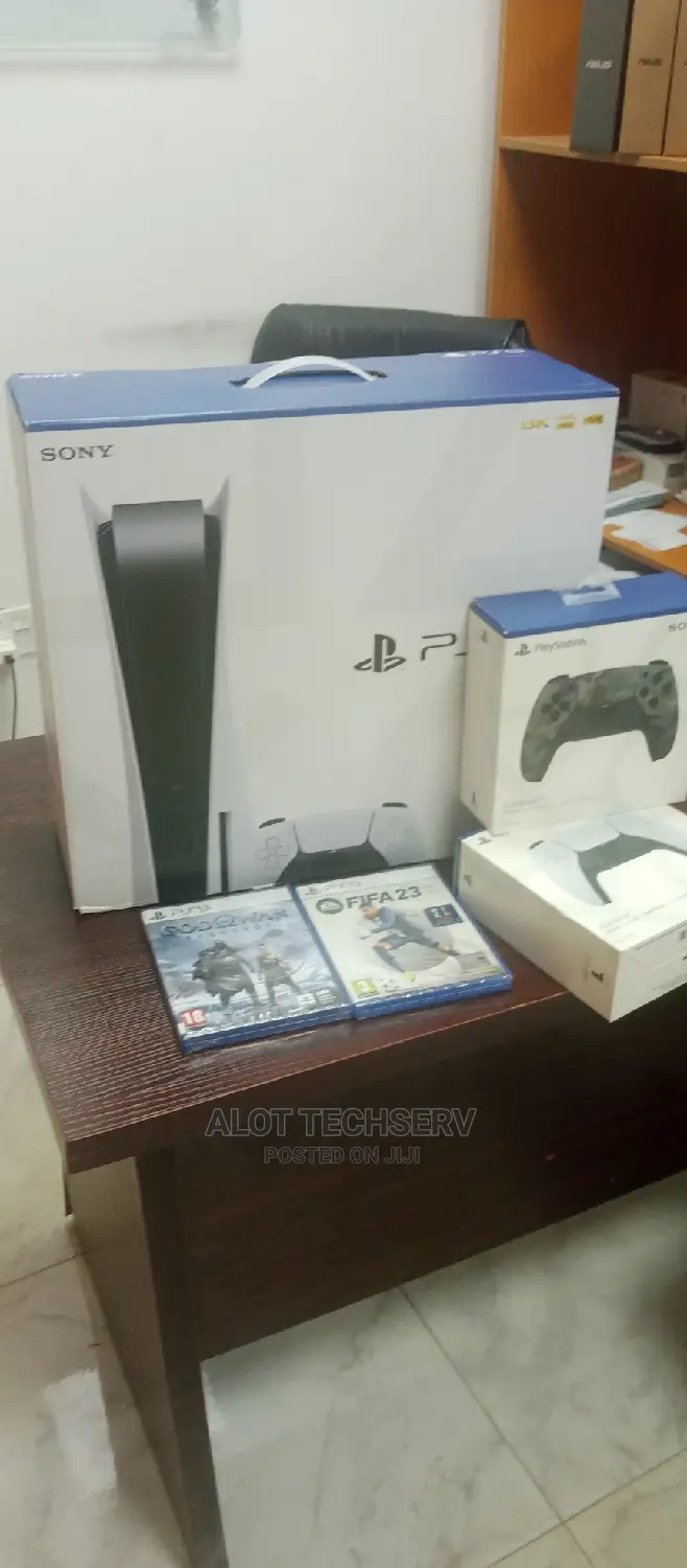 Play Stations 5