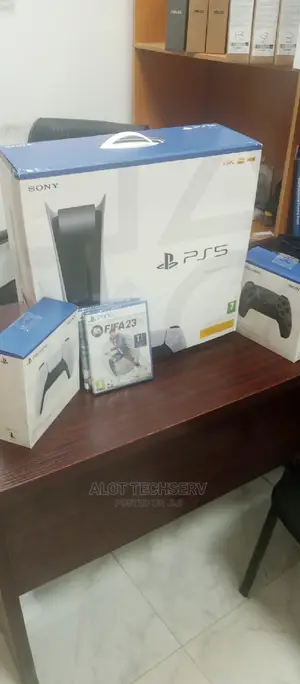 Play Stations 5