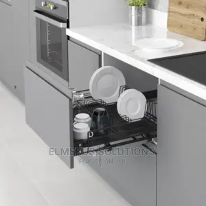 Drawer/Pullout Plates and Cups Rack