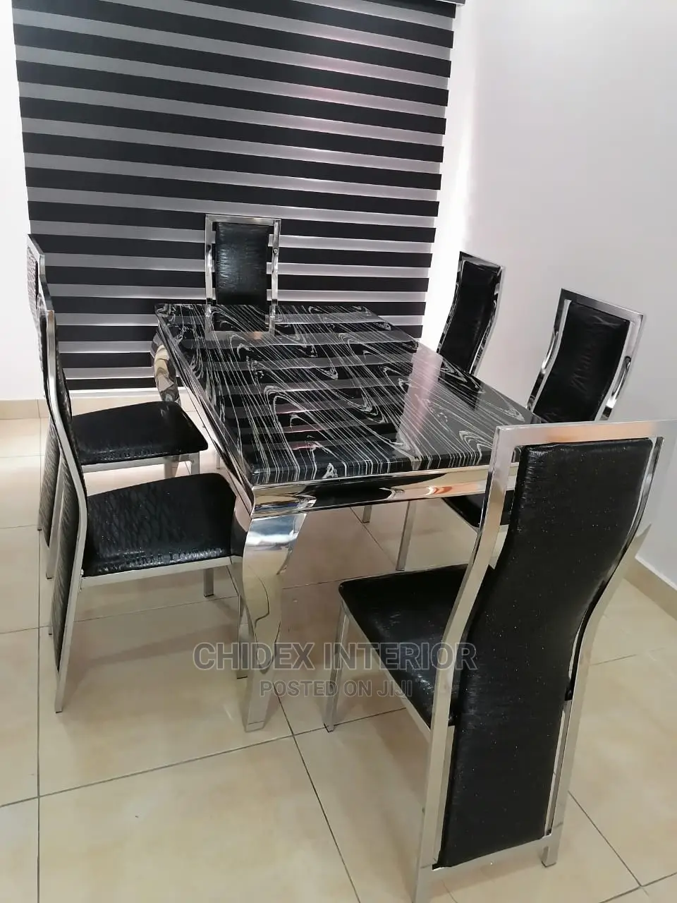 Marble Dining Table 6 Seaters
