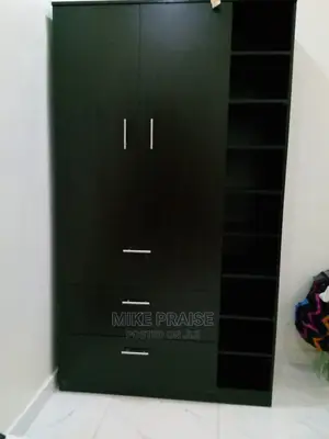 A Quality 4ft by 7ft Wardrobe