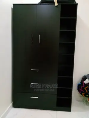 A Quality 4ft by 7ft Wardrobe
