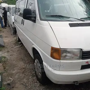 Volkswagen Transporter 2004 White