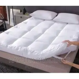 Fluffy 5inch Mattress Topper (Available in Any Colour)