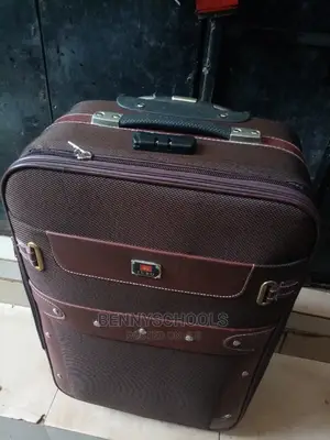 Medium Brown Lightweight Traveling Luggage Box