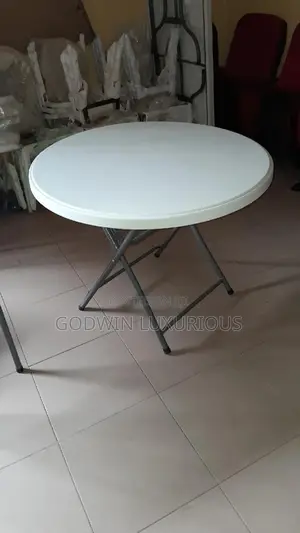 3 Feet Round Table